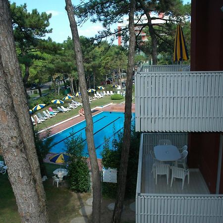 Appartamenti Vacanza Albatros ลินญาโน ซับเบียโดโร ภายนอก รูปภาพ