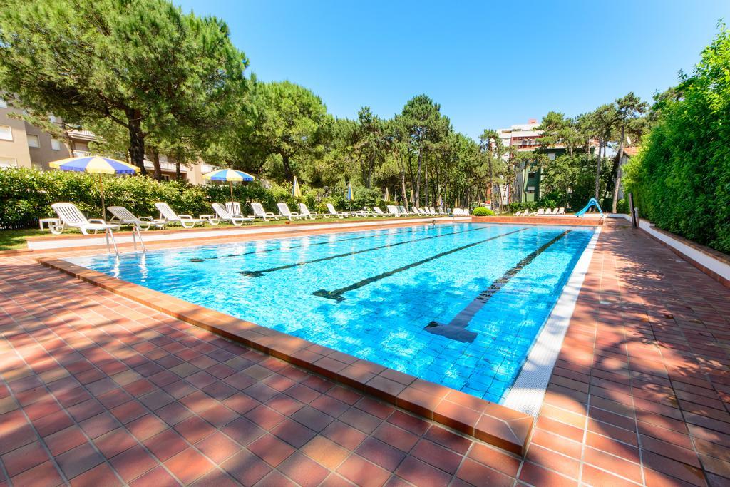 Appartamenti Vacanza Albatros ลินญาโน ซับเบียโดโร ภายนอก รูปภาพ